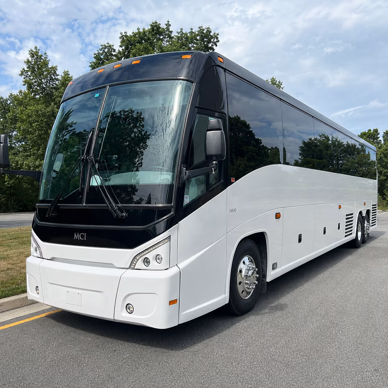 conference and convention shuttles to the safe credit union convention center
